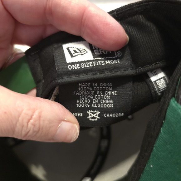 New Era Boston Celtics Basketball Cap NBA Hardwood Classic OSFM Snapback Hat - Picture 10 of 11